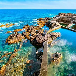Primera Línea En Piscinas Naturales. , Barlovento España